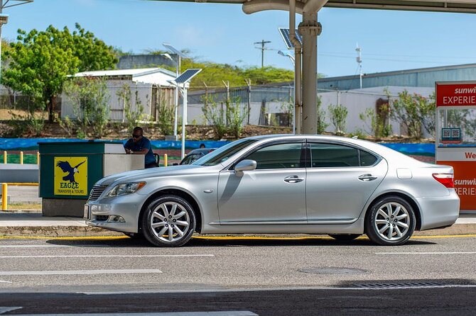 Antigua Airport Private Roundtrip Transfer to and from Royalton Antigua Resort - Who will get the most from this transfer?