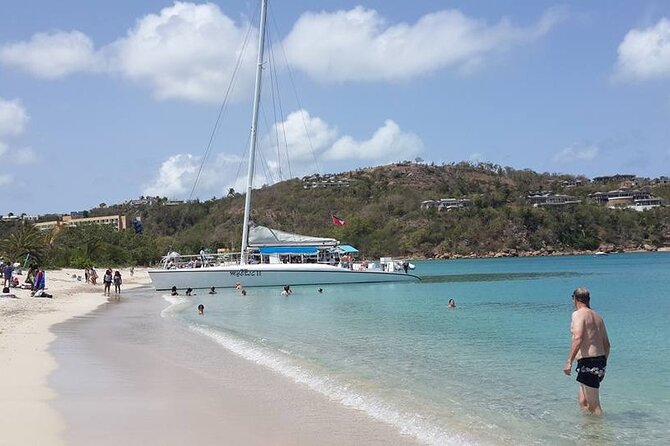 Sail and Snorkel at Cades Reef - What the six-hour Cades Reef trip is really about