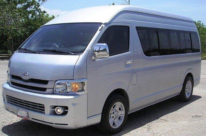 Shared Roundtrip Taxi Transfer from Antigua Airport to Royalton Antigua Resort - Luggage rules and comfort in the vehicle