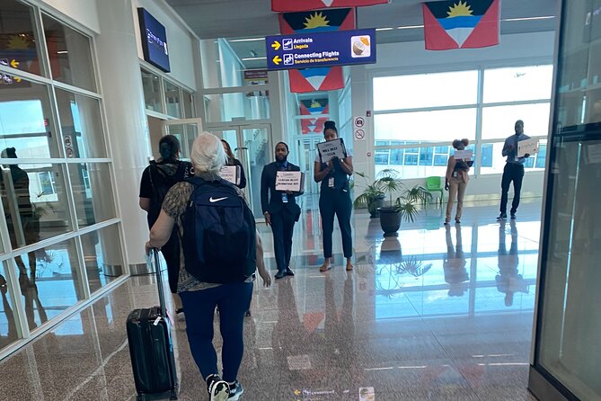 VIP Meet and Greet Fast Track on Arrival at Antigua Airport - without Transfers - Customs and the final walk to your car